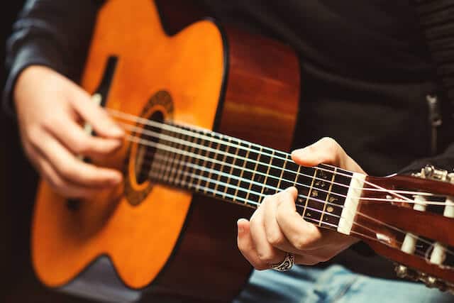 How Long Does It Take to Learn Guitar A Timeline 10 4 Playing Styles To Try When You're Learning The Guitar - Studio72